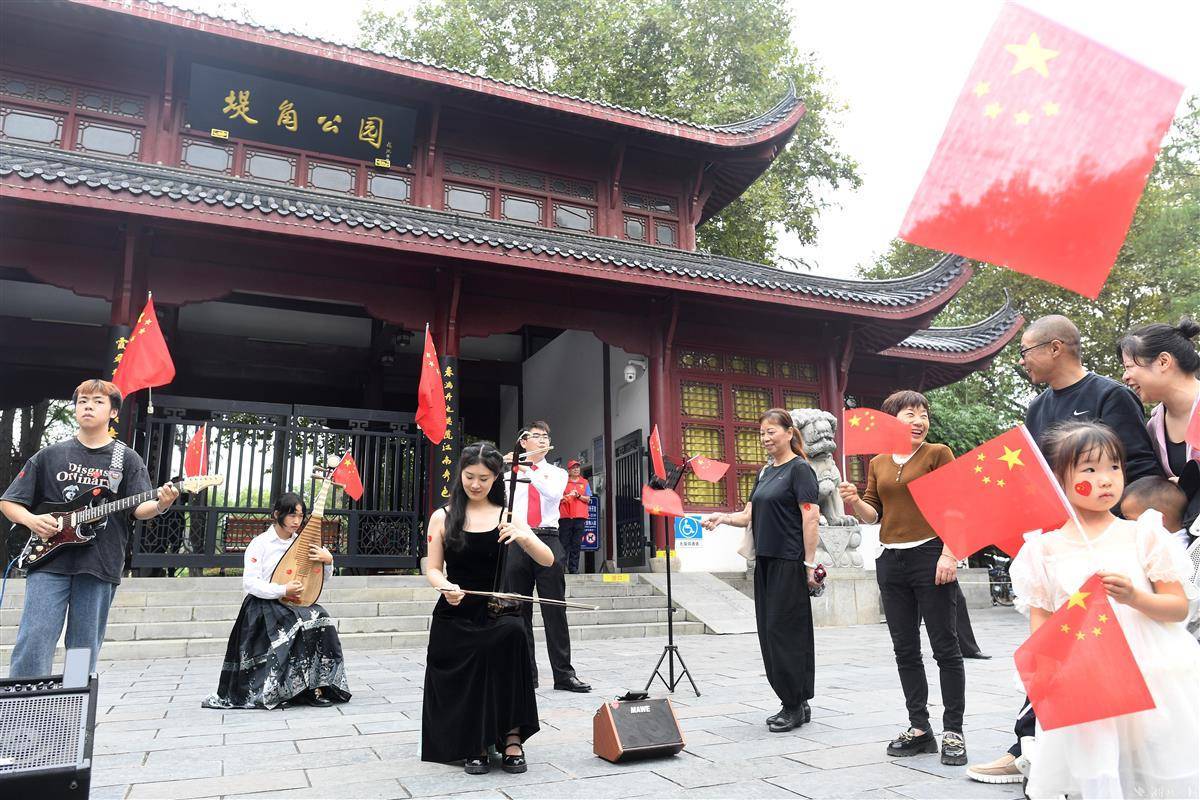 888集团网址